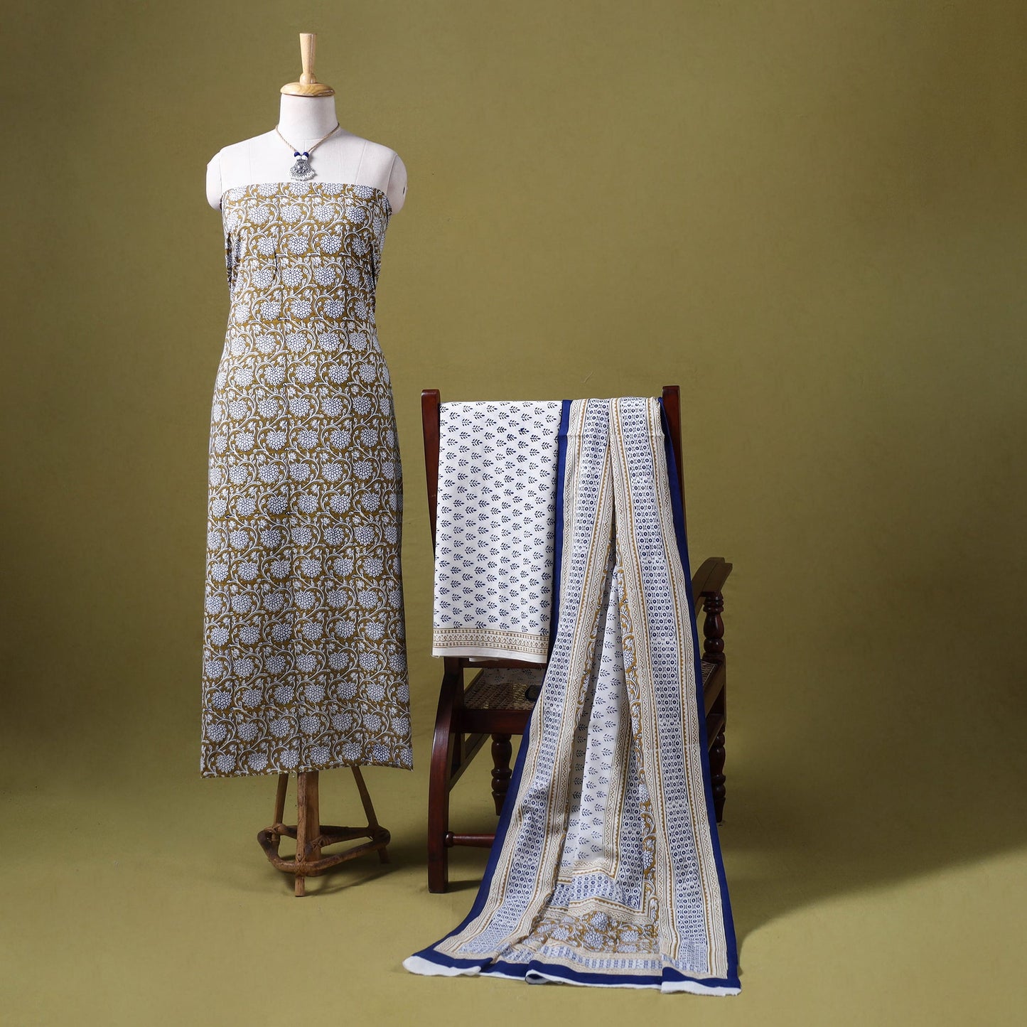 Green 3pc Cotton Bagh Print Dress Material with Jewellery Set