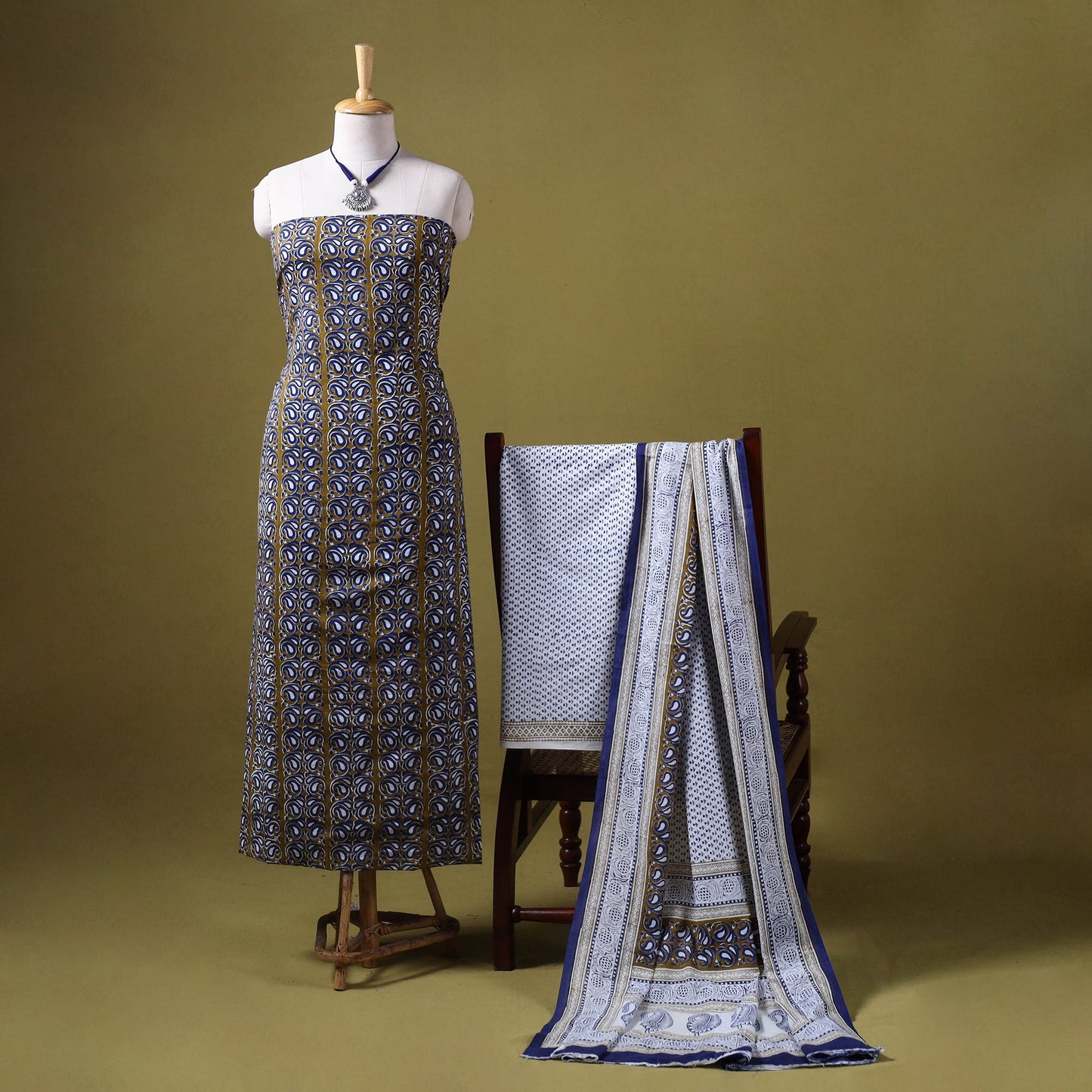 Green - 3pc cotton bagh unstitched dress material