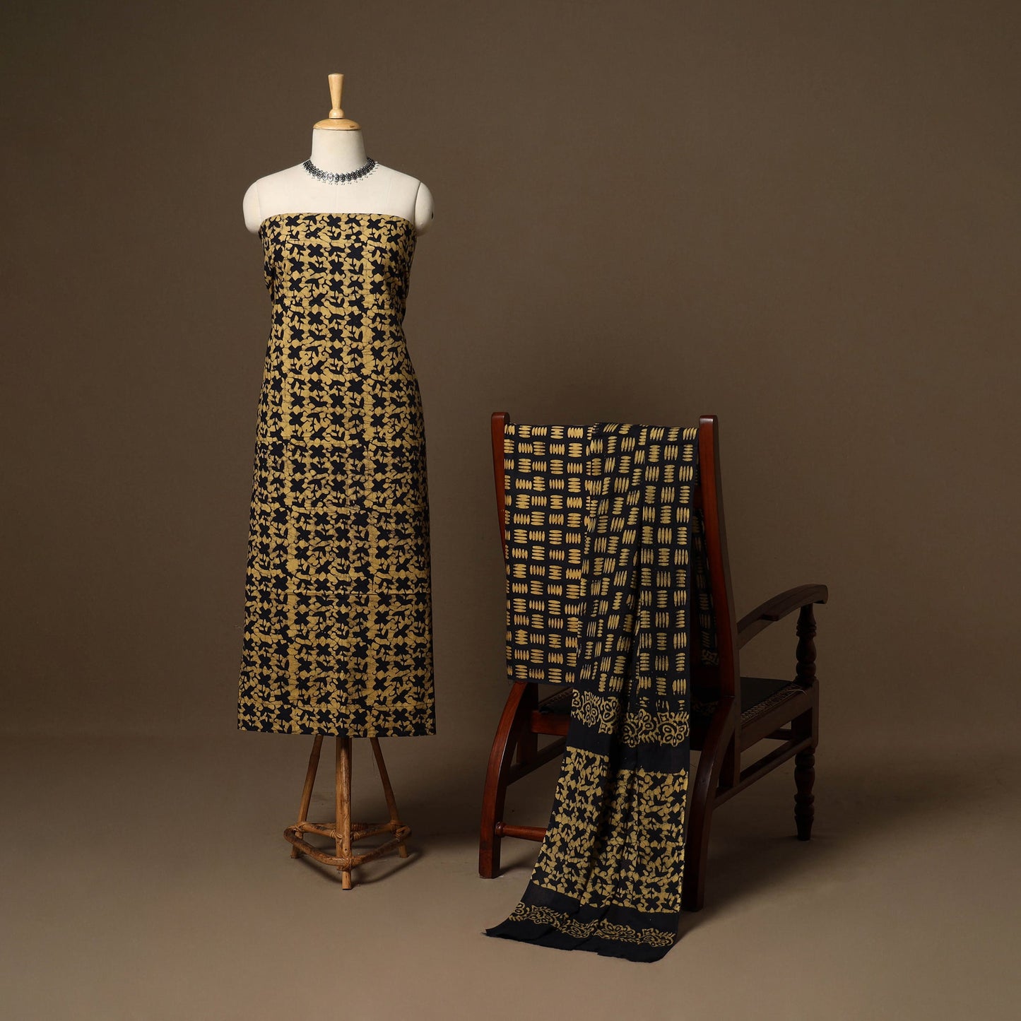 Green - 3pc cotton unstitched kutch batik dress material 02