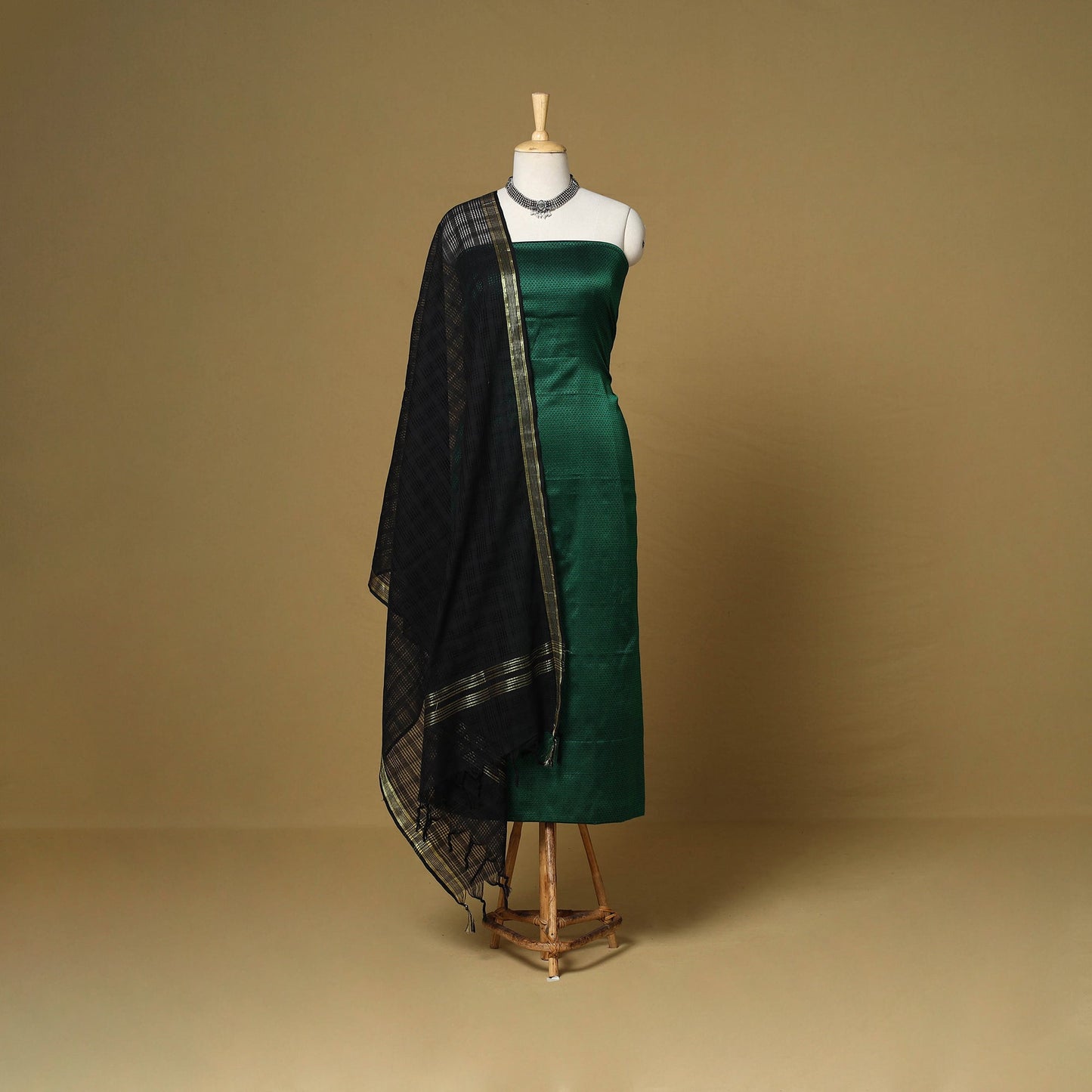 Green - 3pc karnataka weave cotton unstitched khun dress