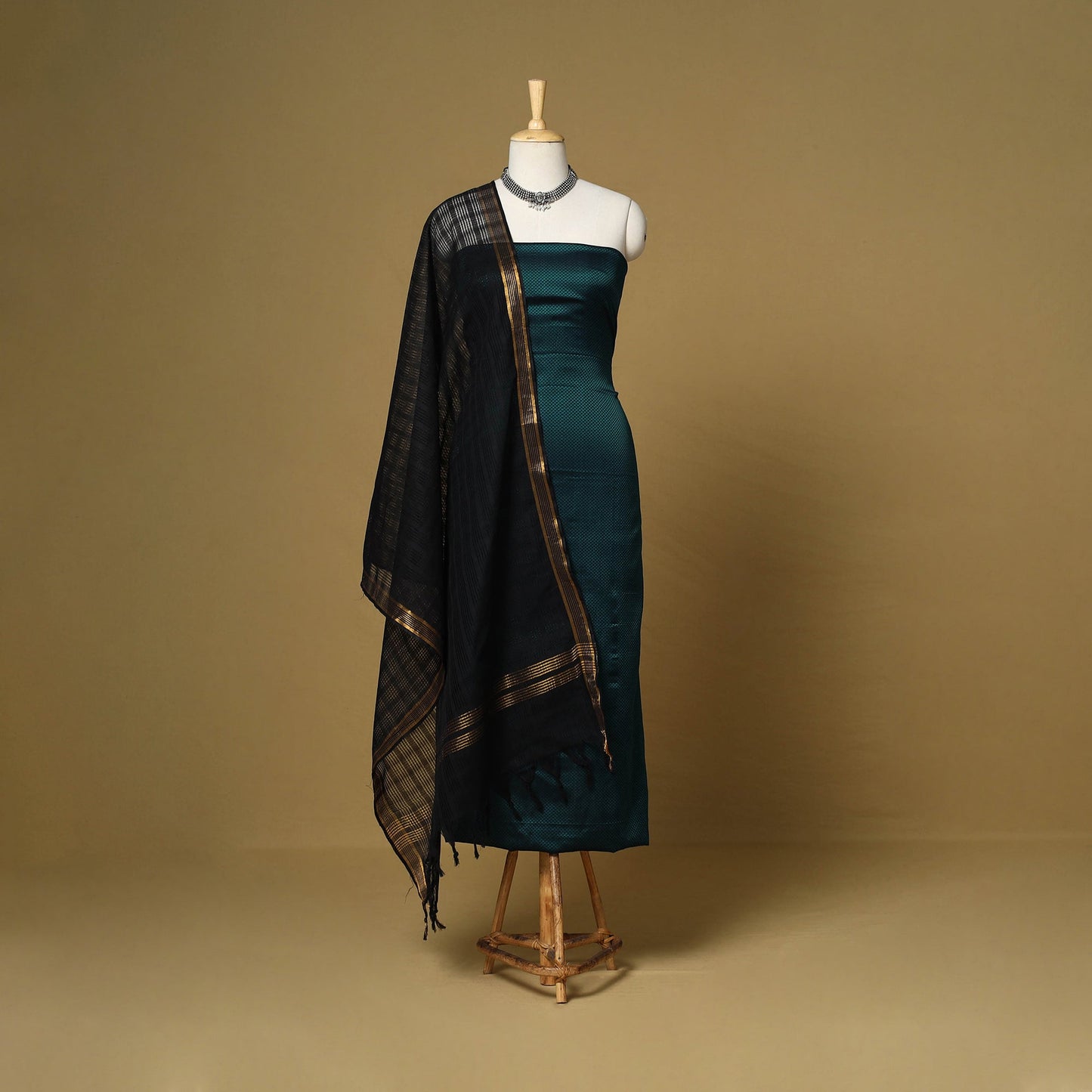 Green - 3pc karnataka weave cotton unstitched khun dress