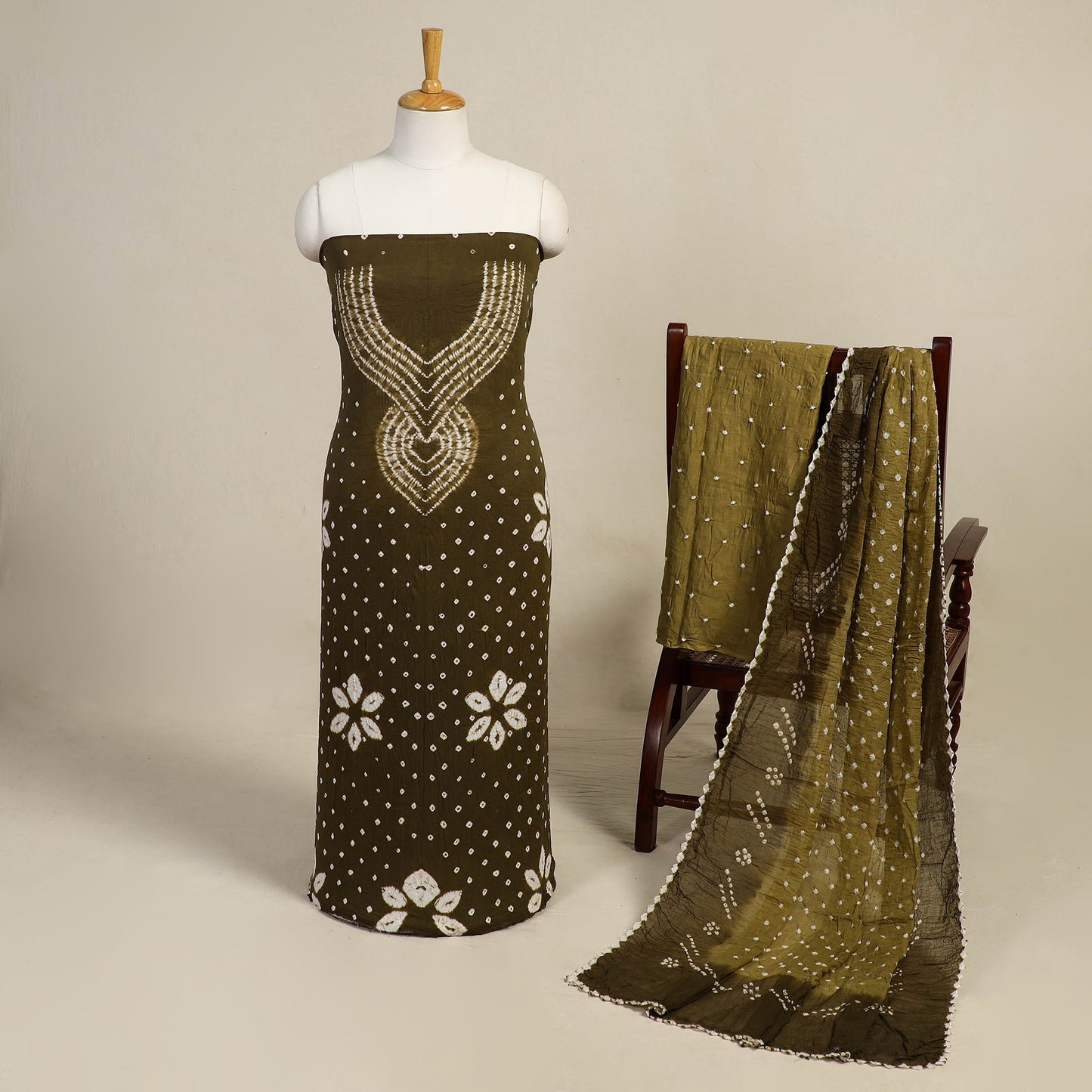 3pc Kutch Tie-Dye Satin Cotton Bandhani Dress Material