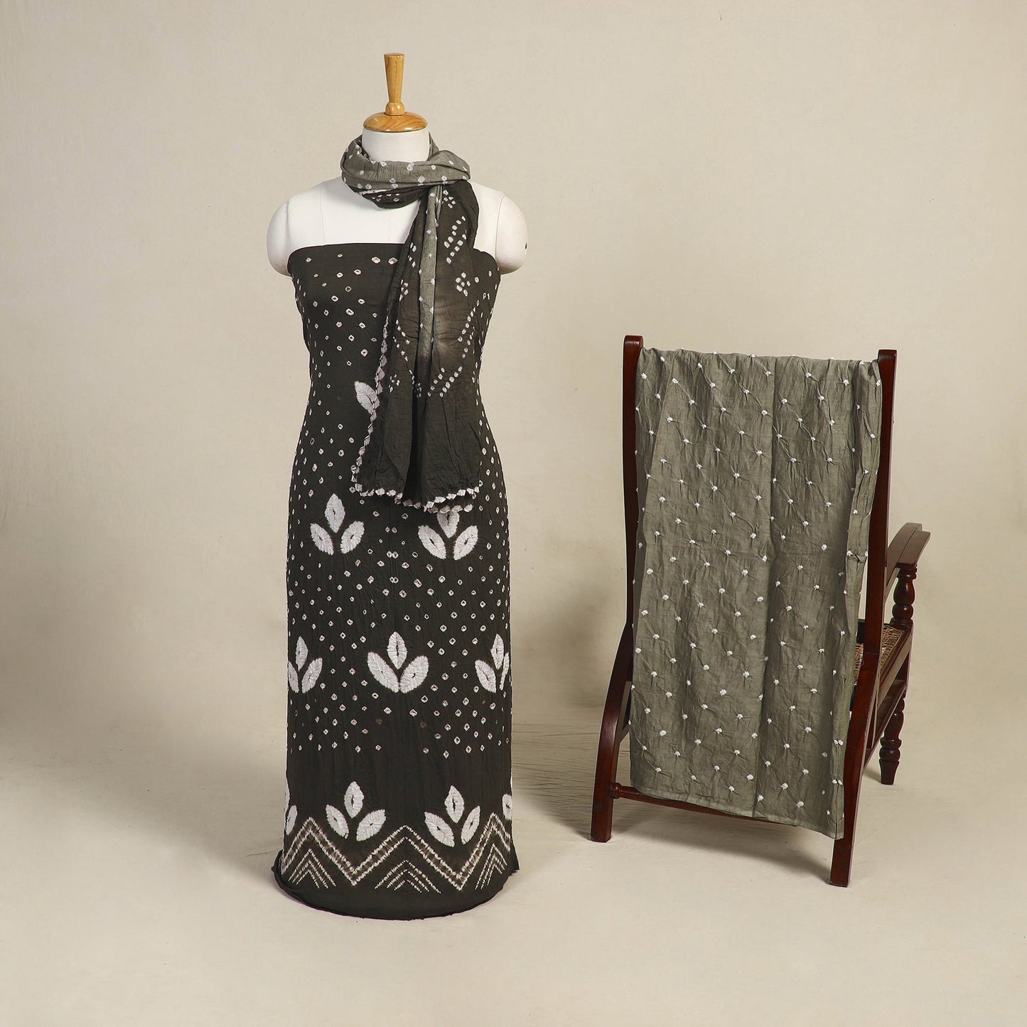 Green - 3pc Kutch Tie-Dye Satin Cotton Bandhani Dress Material