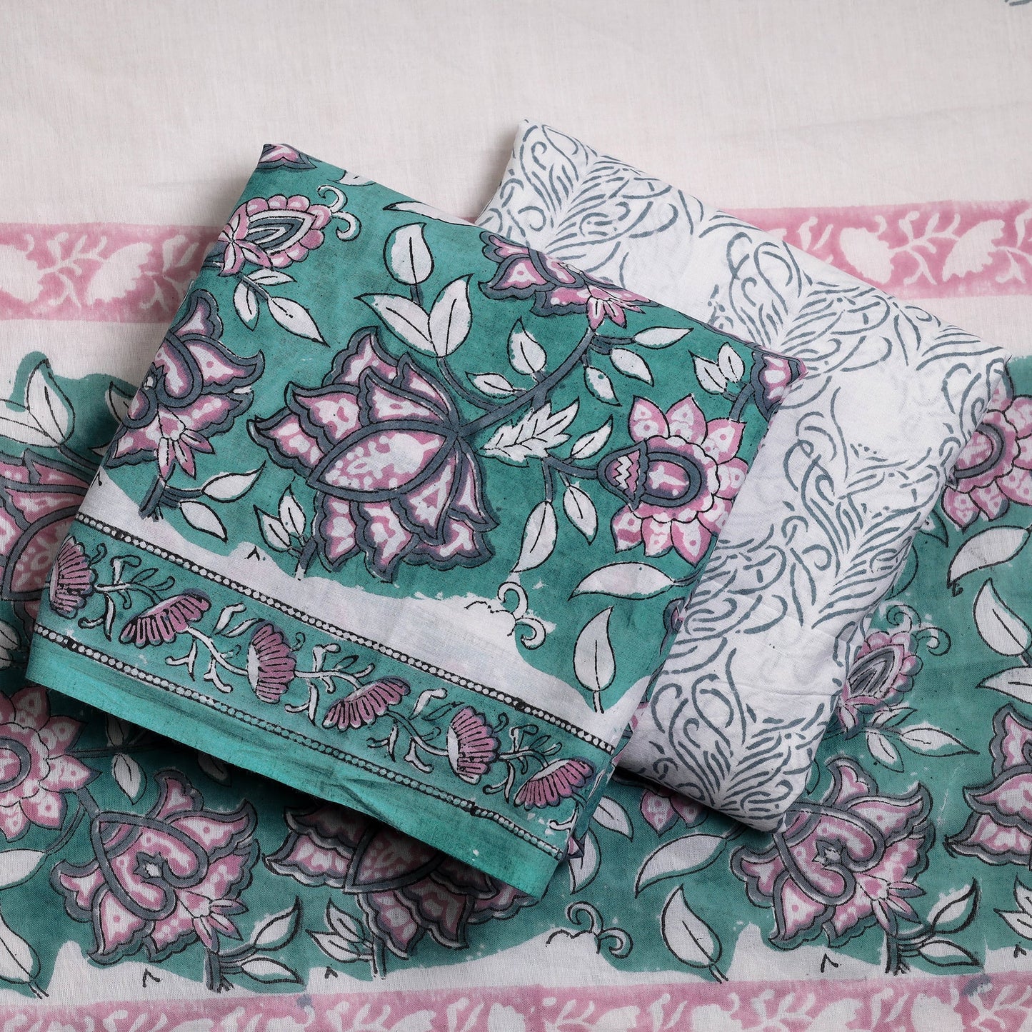 Buy 3pc Sanganeri Block Printed Cotton Suit Material Set Onine l iTokri.com