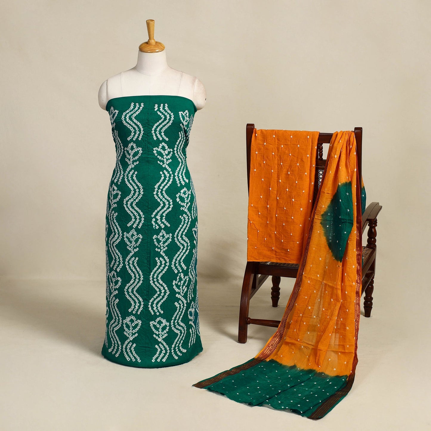 Buy 3pc Tie & Dye Satin Cotton Bandhani Dress Material