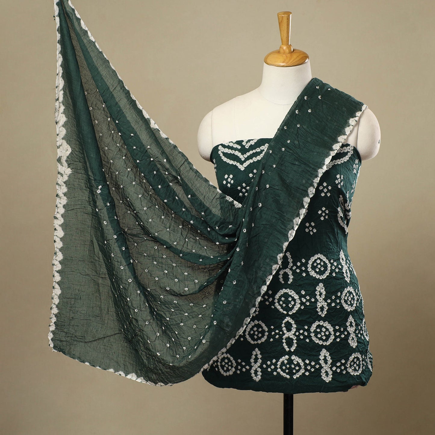 Buy 3pc Tie & Dye Satin Cotton Green Bandhani Dress Material