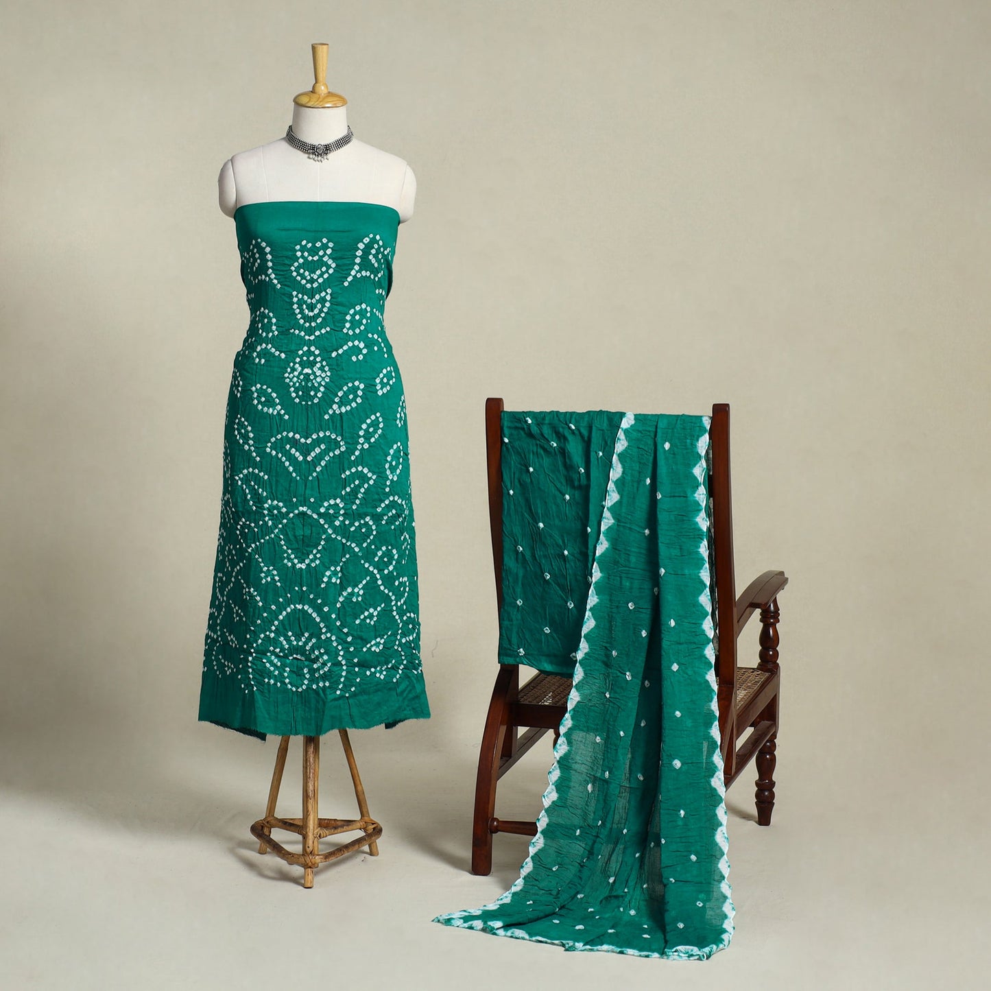 Green 3pc Unstitched Kutch Bandhani Dress Material