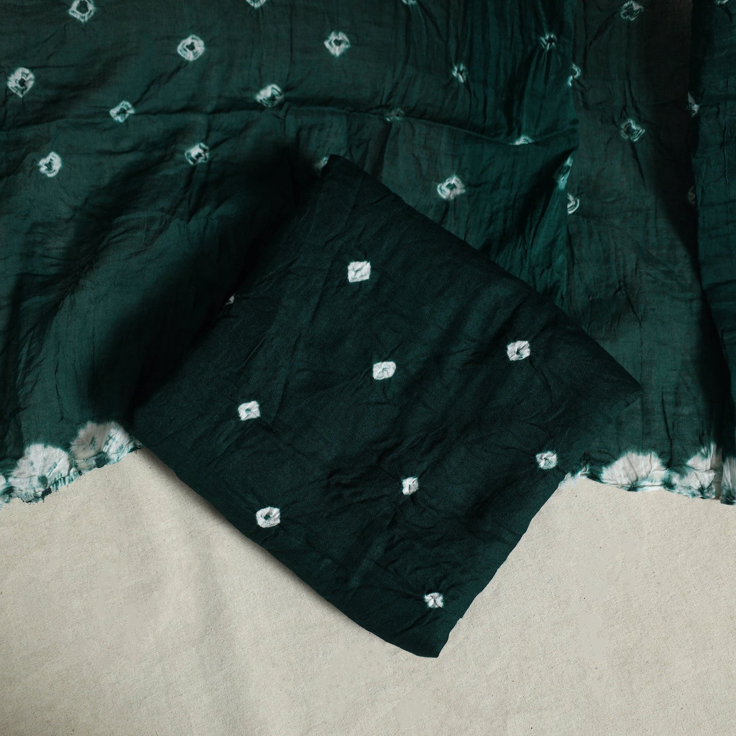 Green 3pc Unstitched Kutch Bandhani Dress Material