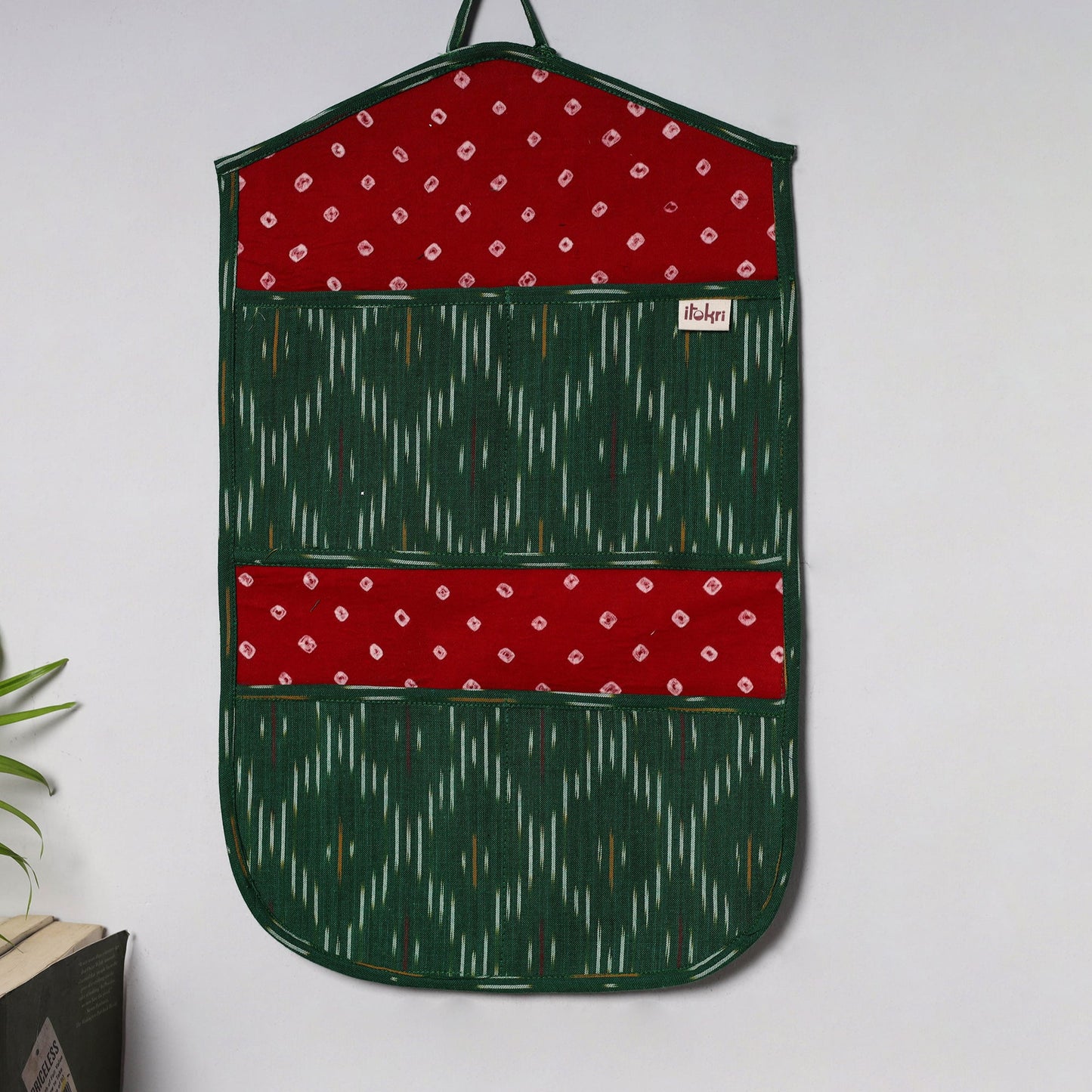 Green - 4 pockets handcrafted cotton wall hanging letter