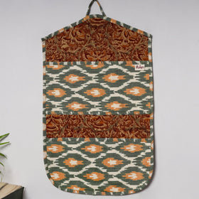 Green - 4 pockets handcrafted cotton wall hanging letter