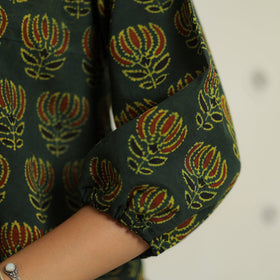  Ajrakh Block Printed Cotton Crop Top 04 