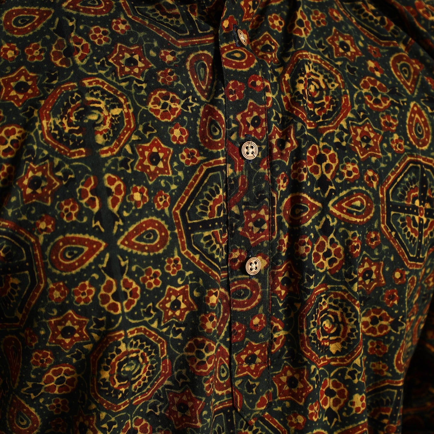 ajrakh men kurta