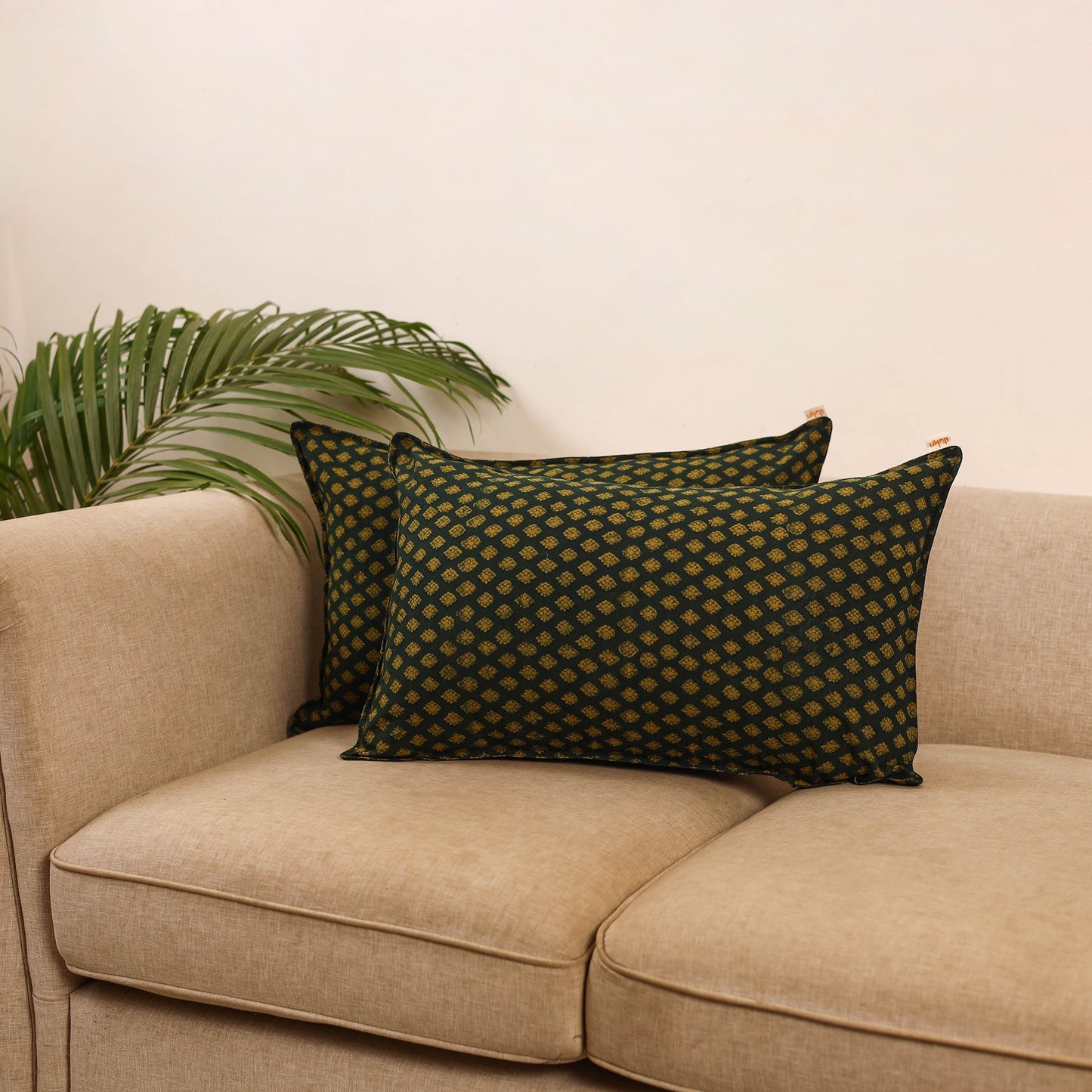 Akola cotton pillow covers (set of 2) 01 - handcrafted