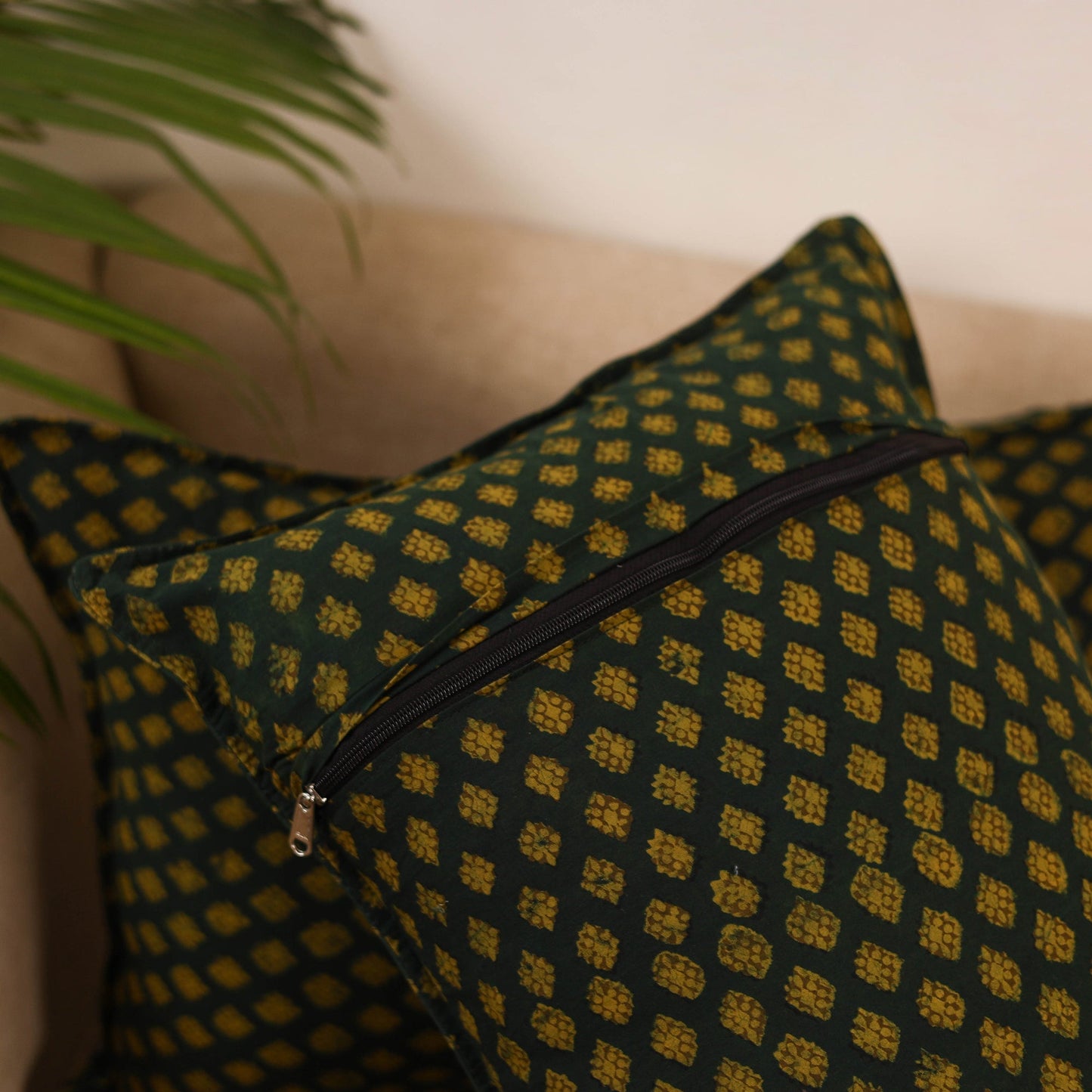 Akola cotton pillow covers (set of 2) 01 - handcrafted