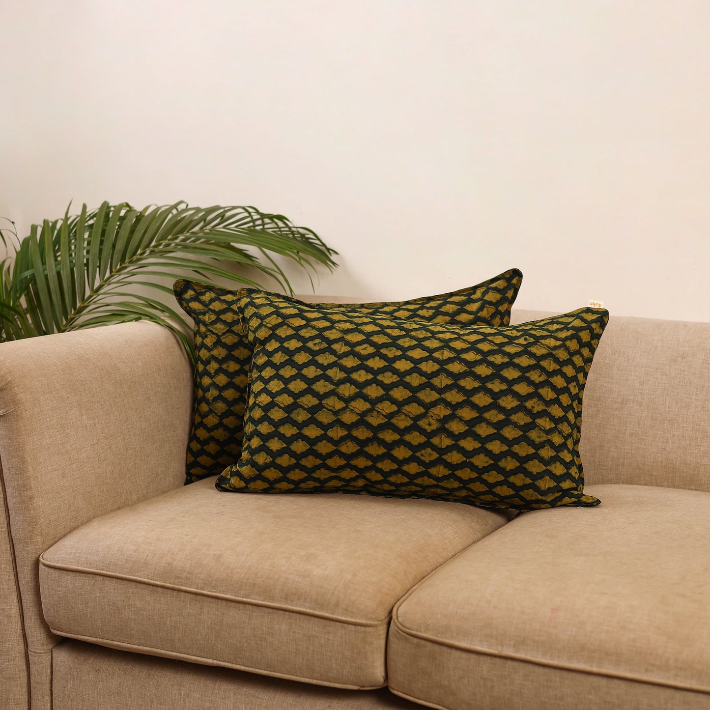 Akola cotton pillow covers (set of 2) 09 - handcrafted