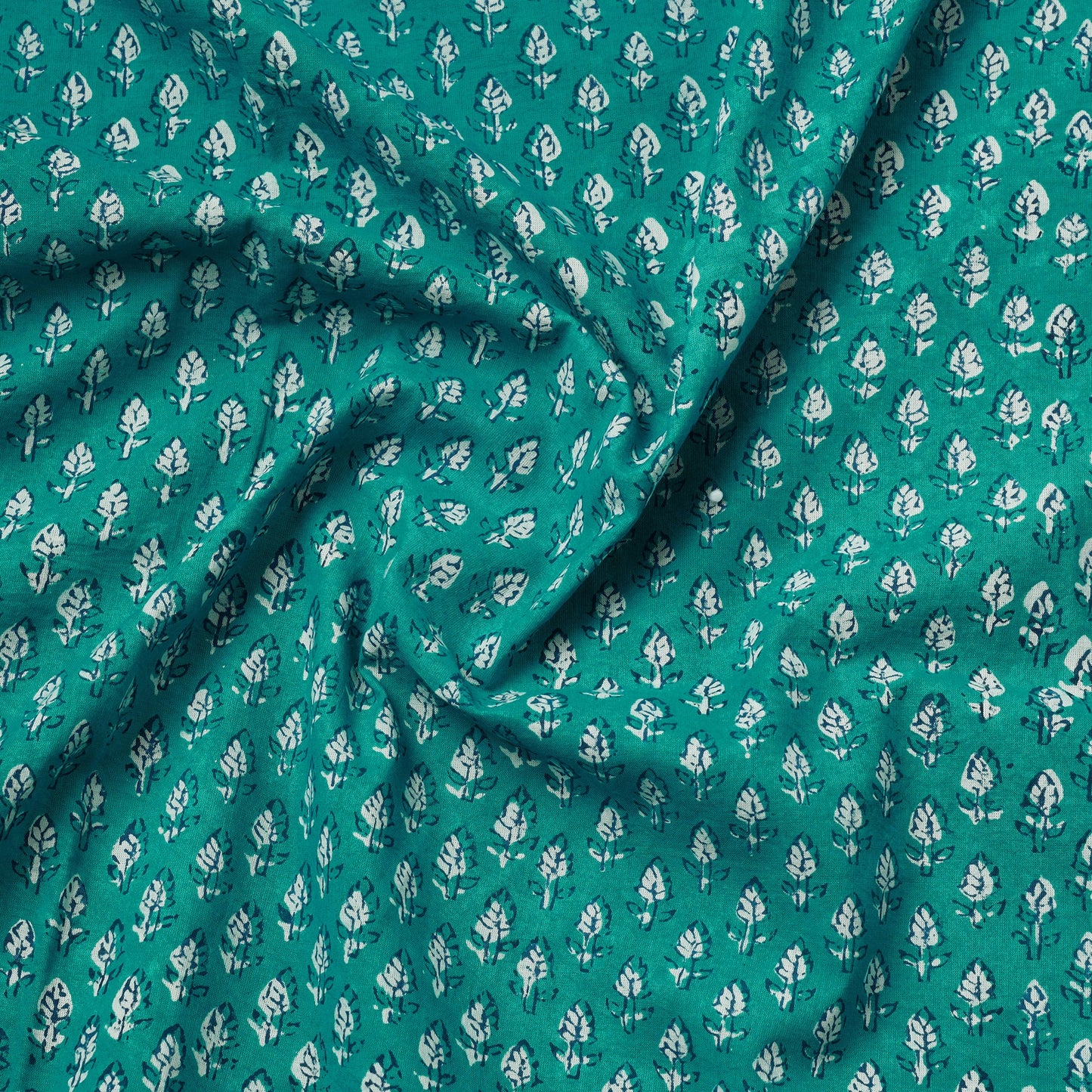 Buy Akola Block Printed Cotton Fabric Online l iTokri.com