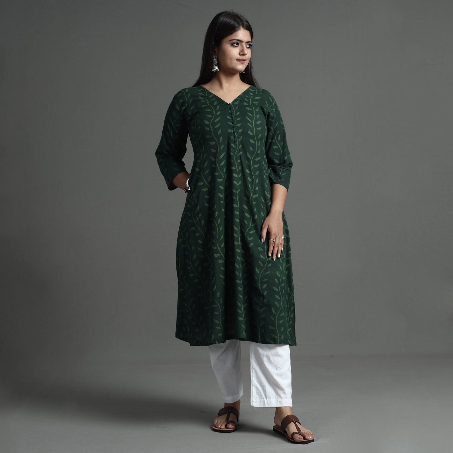Buy Akola Hand Block Printed Cotton A-Line Kurta Online at iTokri.com