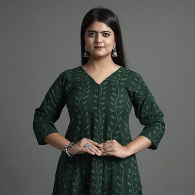 Buy Akola Hand Block Printed Cotton A-Line Kurta Online at iTokri.com