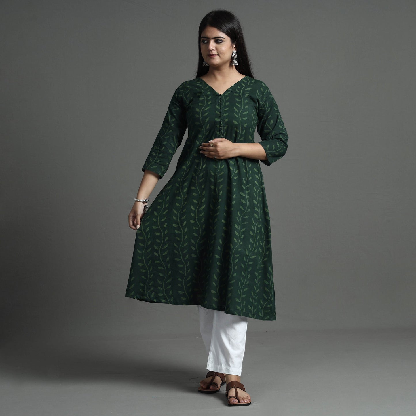 Buy Akola Hand Block Printed Cotton A-Line Kurta Online at iTokri.com