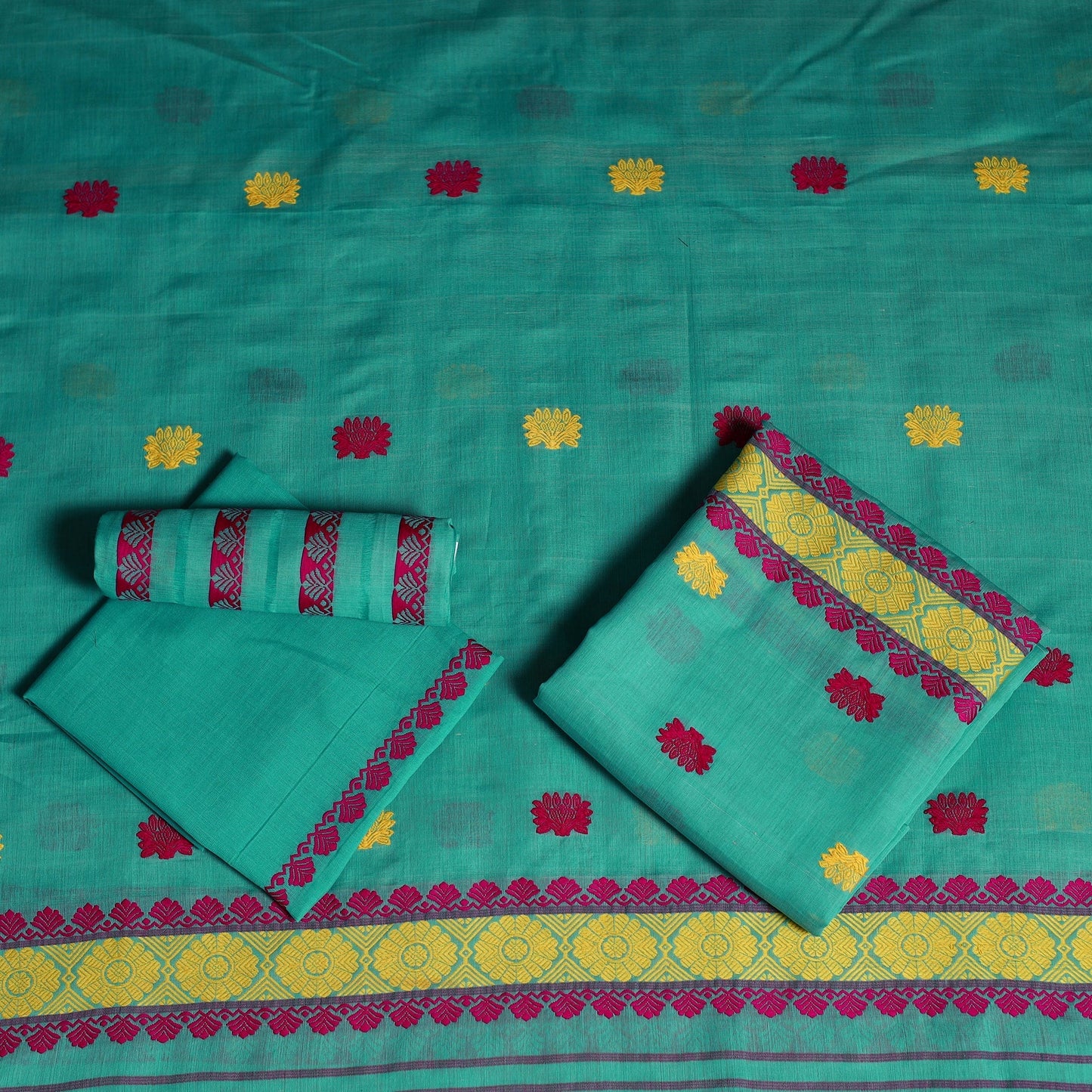 Assam handloom silk cotton mekhela chador with blouse piece