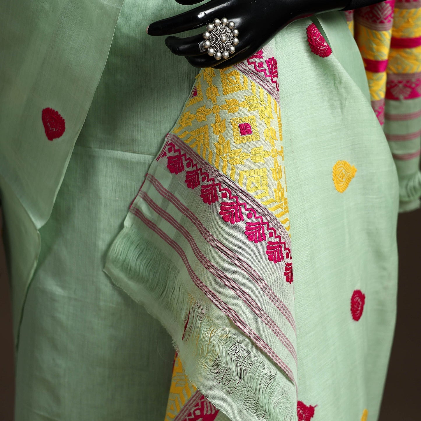 Assam handloom silk cotton mekhela chador with blouse piece