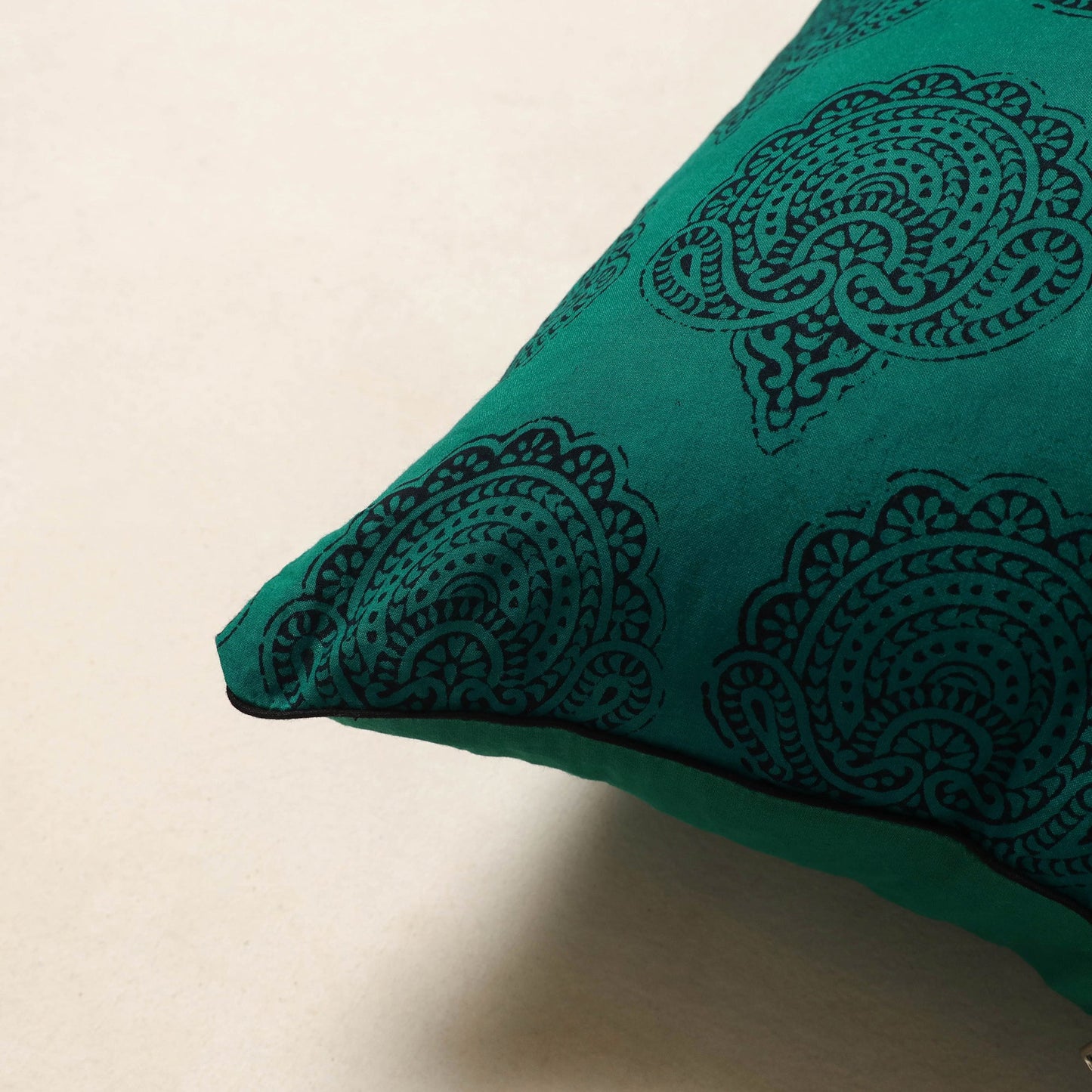 Green - bagh cotton cushion cover 30 - handcrafted