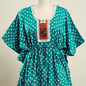 Green - bandhani cotton kaftan with desert embroidery