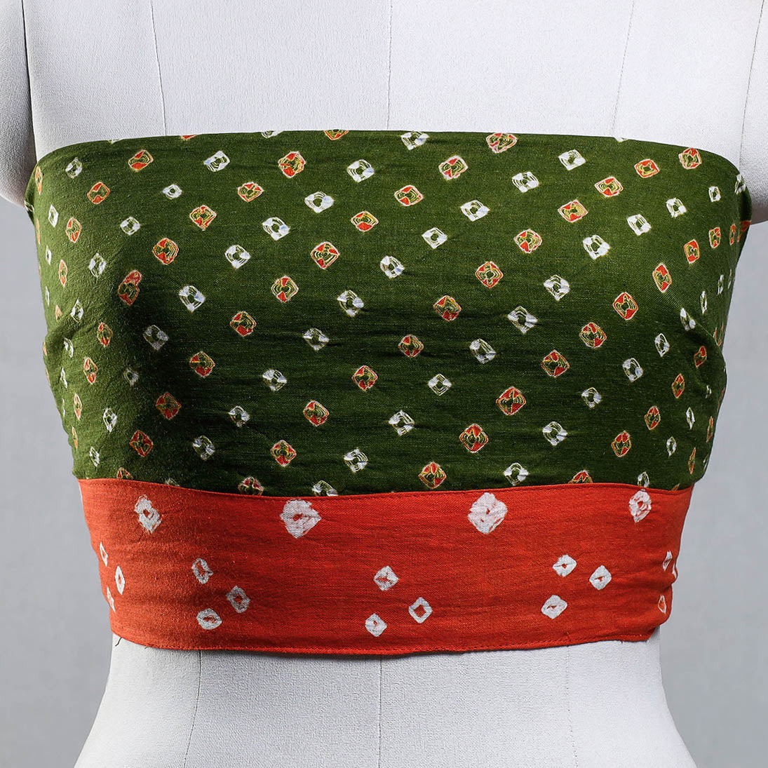 Buy Rangoli Bandhani Tie-Dye Cotton Blouse Piece Online at iTokri.com