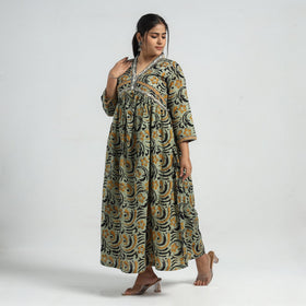 Buy Batik Printed Cotton Flared Dress Online at iTokri.com