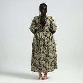 Buy Batik Printed Cotton Flared Dress Online at iTokri.com