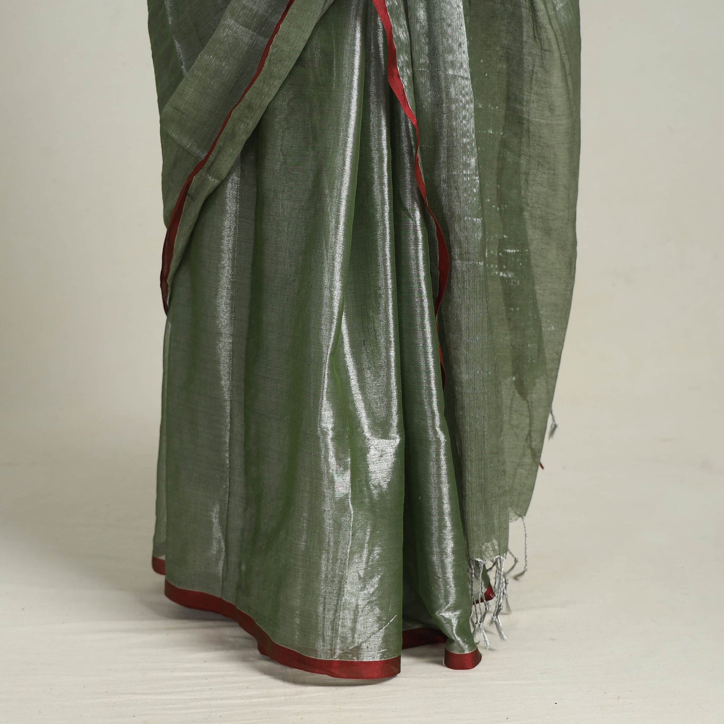 Buy Green Bengal Fine Tissue Zari Saree Online at iTokri.com