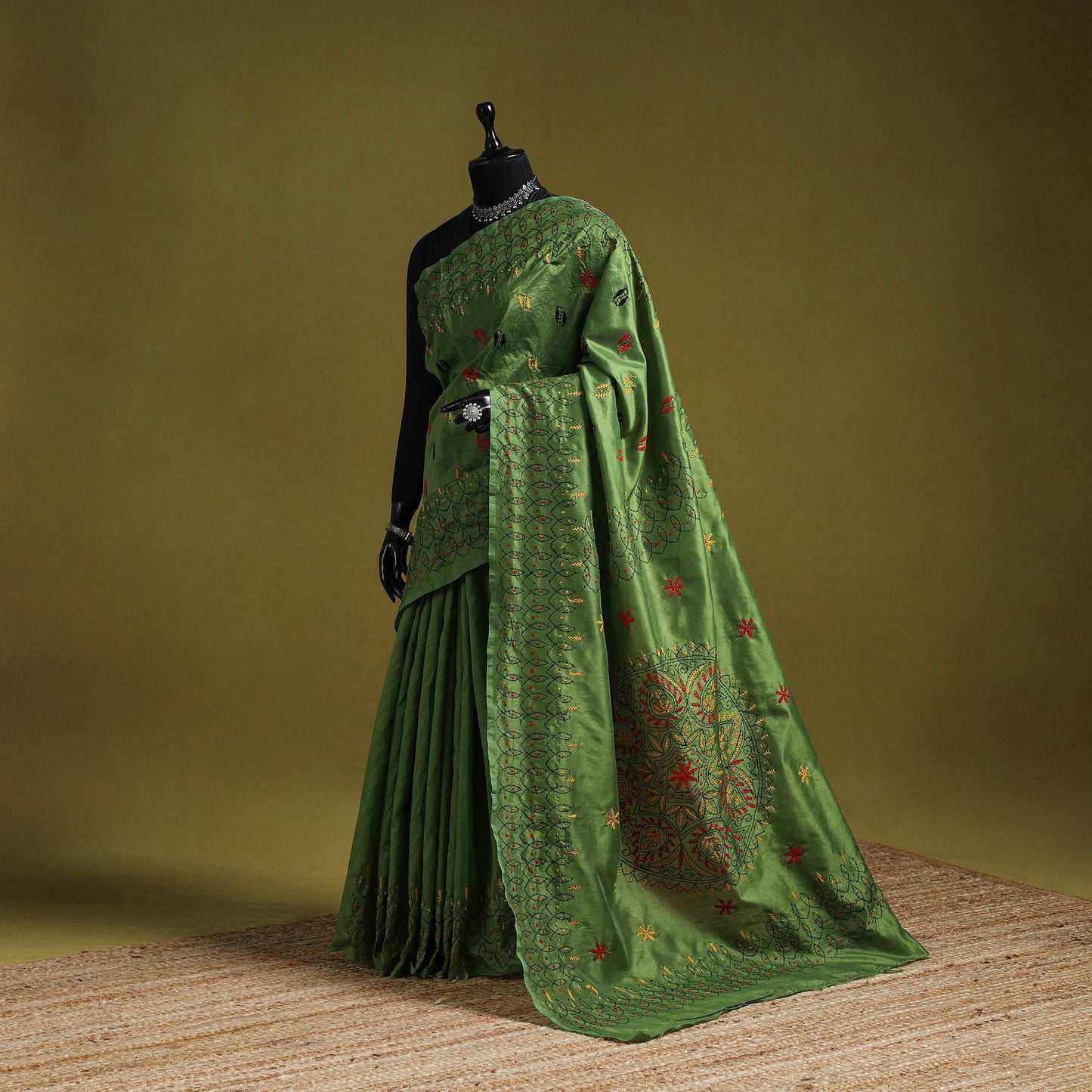 Bengal hand embroidery silk nakshi kantha saree 19