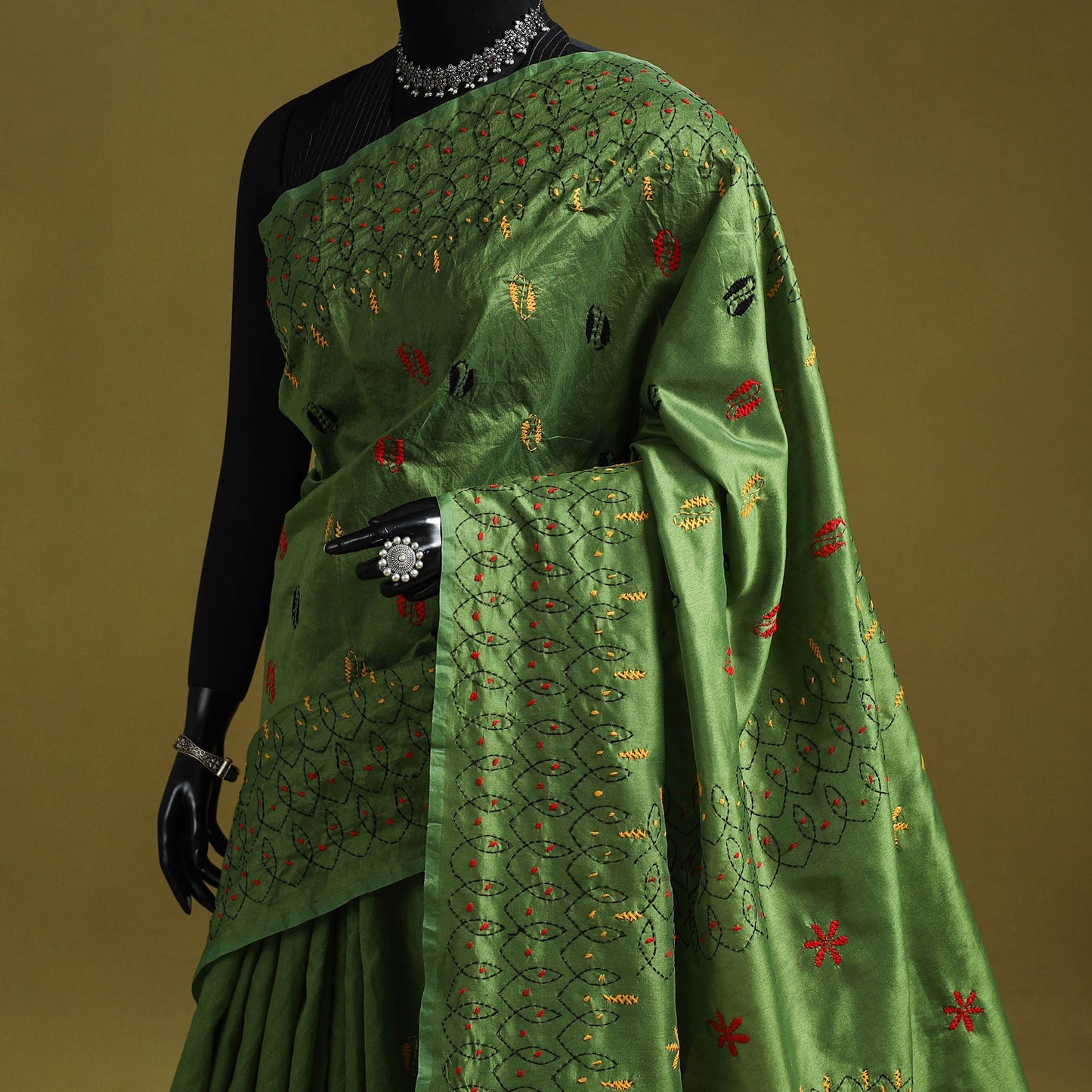 Bengal hand embroidery silk nakshi kantha saree 19