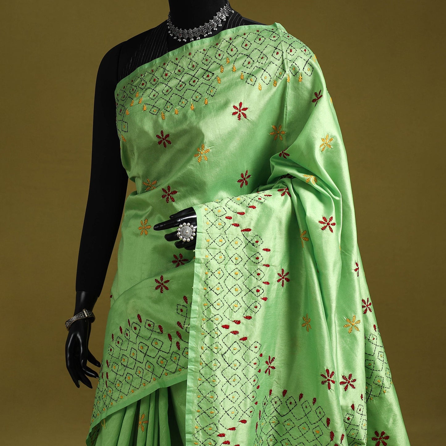 Bengal hand embroidery silk nakshi kantha saree 23