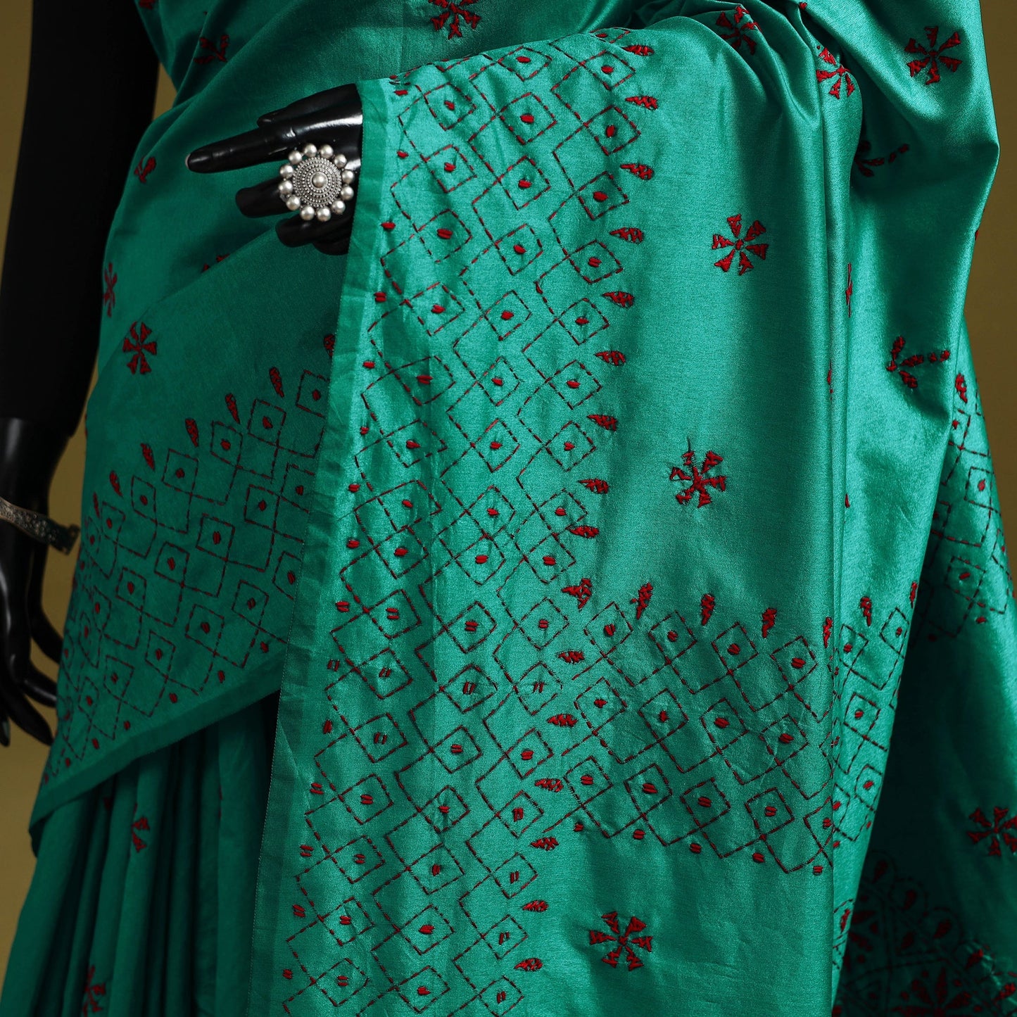 Bengal hand embroidery silk nakshi kantha saree 31