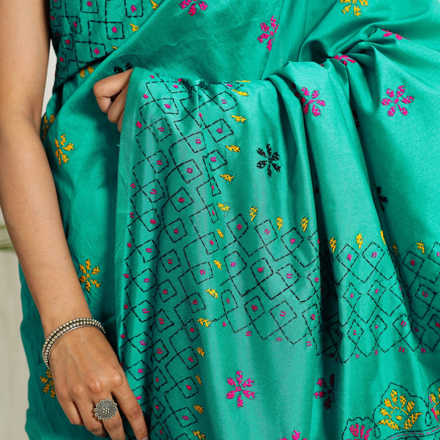 Bengal Hand Embroidery Silk Nakshi Kantha Saree