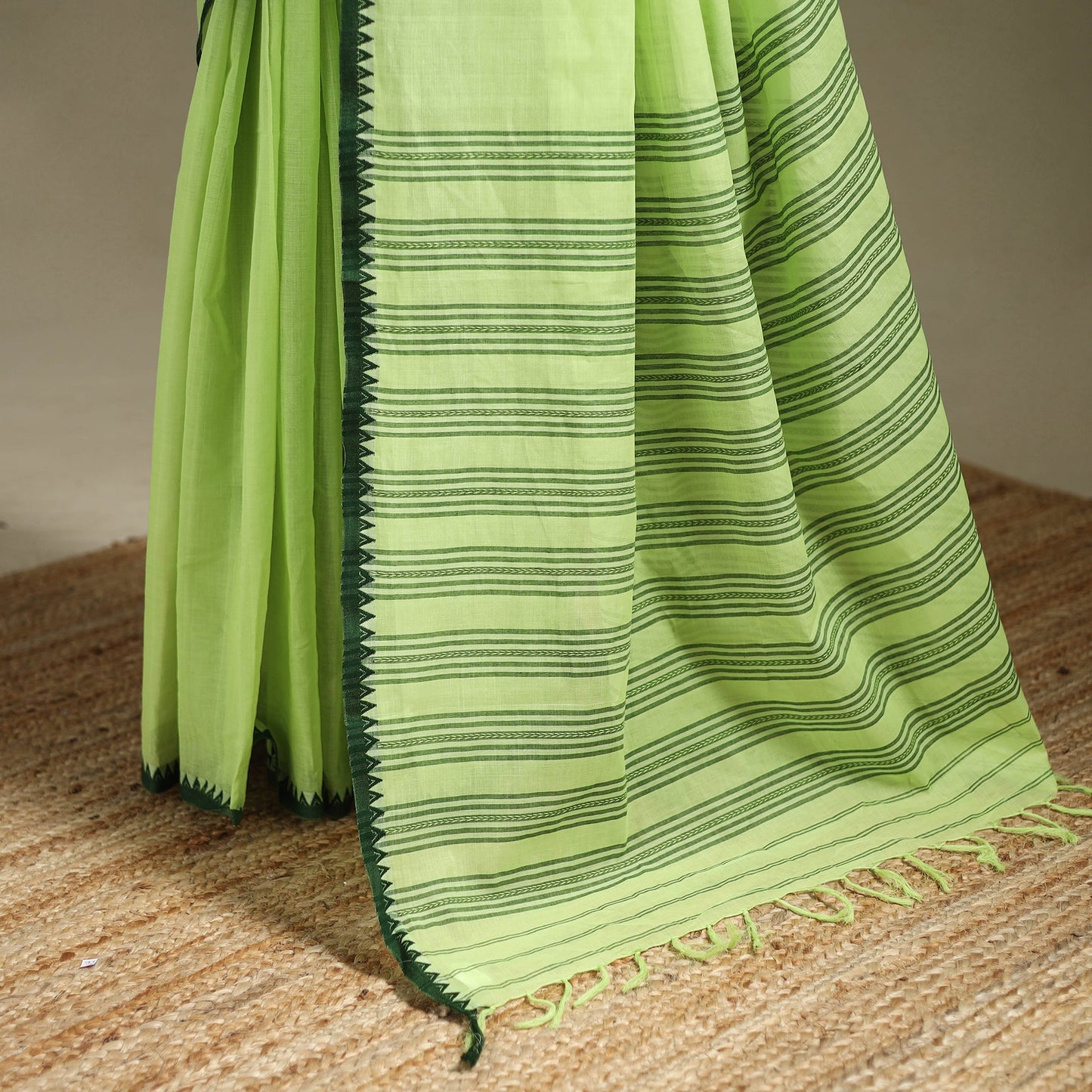 Green - bengal handwoven cotton begumpuri saree 24