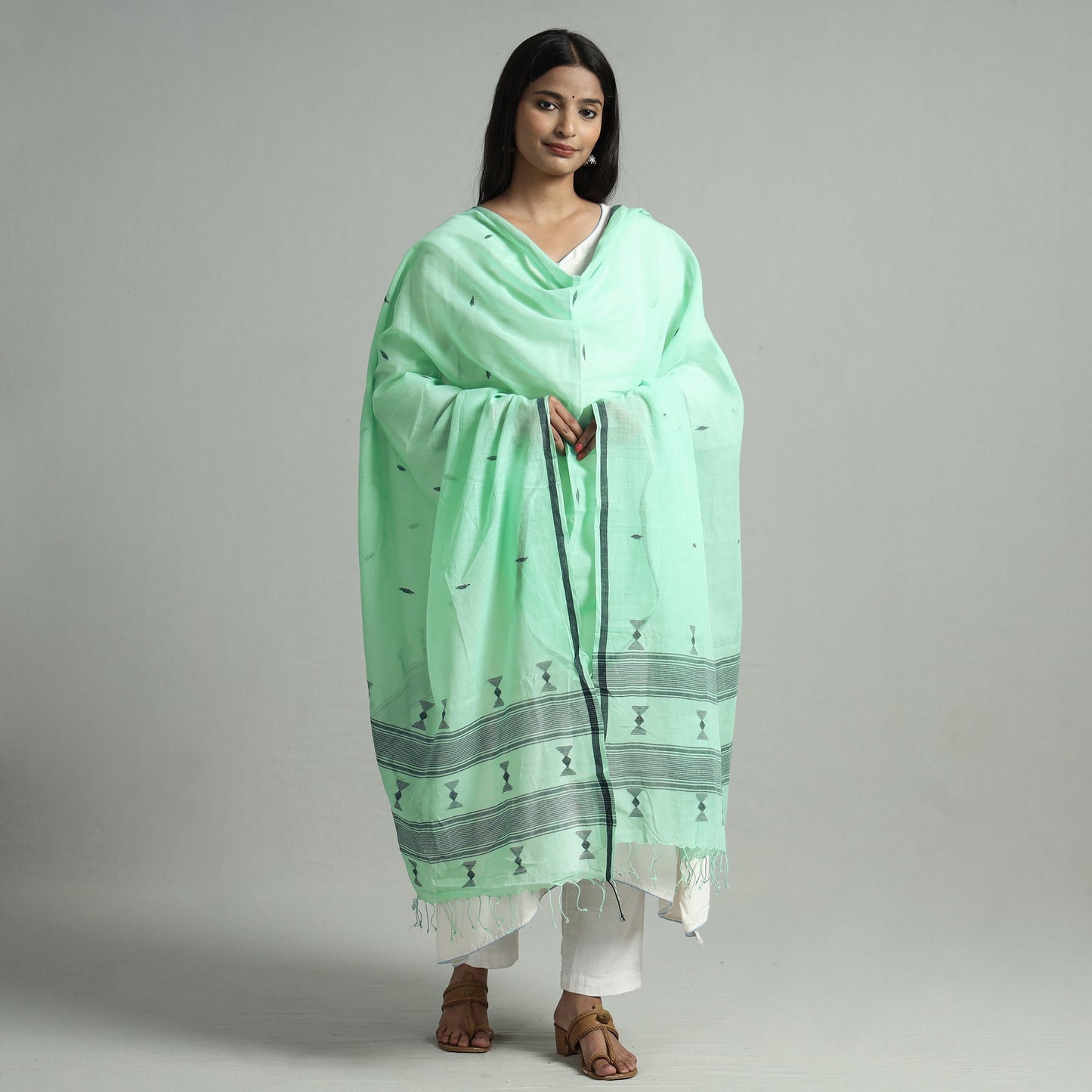 Green - bengal jamdani buti handloom cotton dupatta