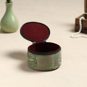  Bengal Kantha Work Handcrafted Round Green Utility Box