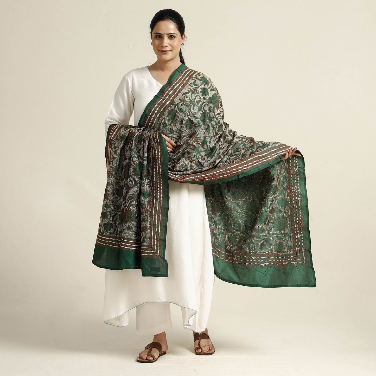  Bengal Nakshi Kantha Embroidery Tussar Silk Handloom Dupatta 