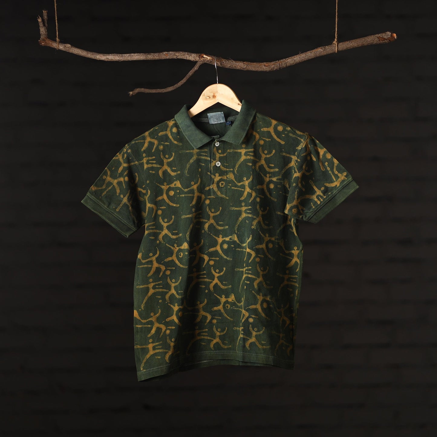 Buy Bindaas Natural Dyed Art Block Print Polo Collar T-shirt in Pure Cotton Online at iTokri.com