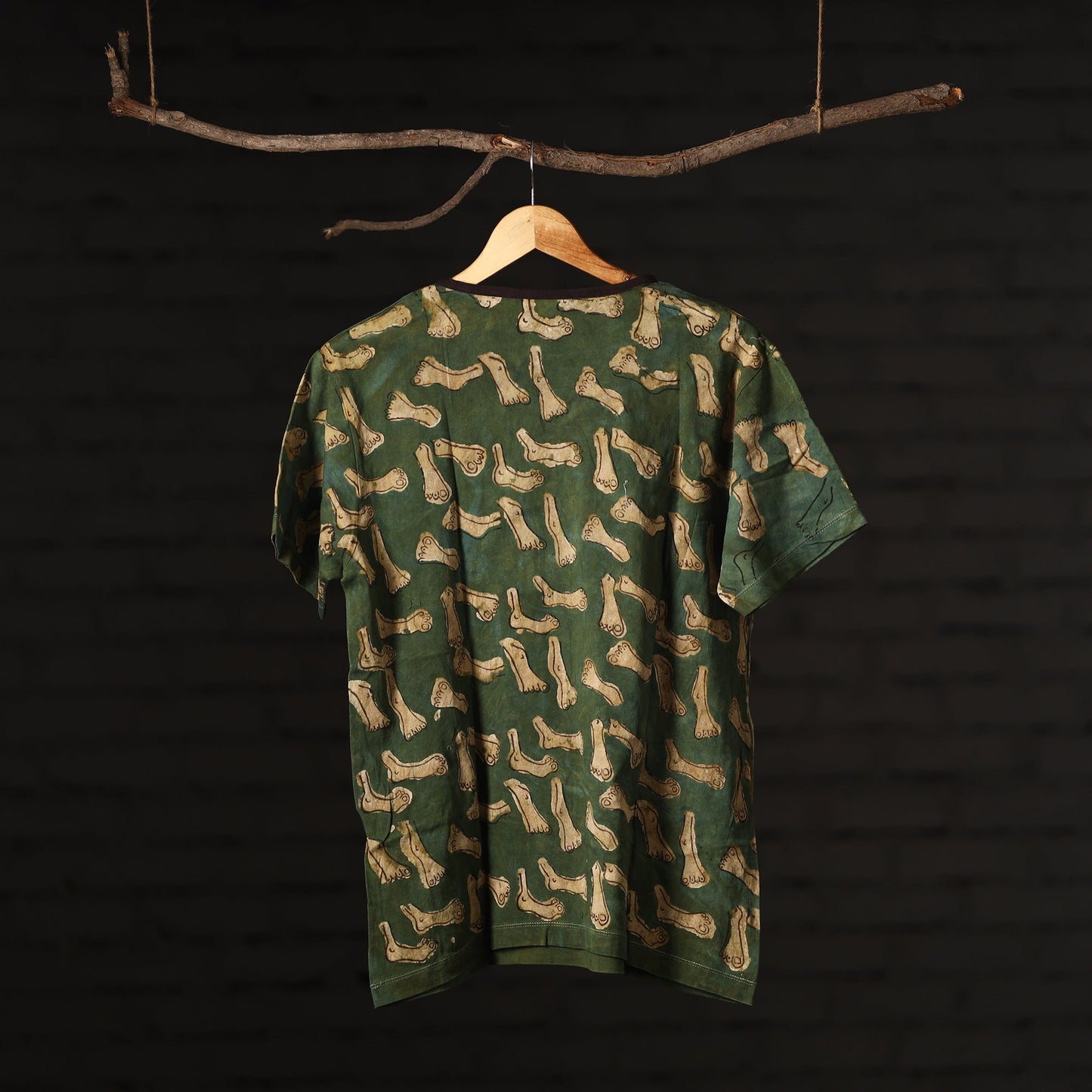  Block Art Prints Natural Dyed Cotton T-shirt 