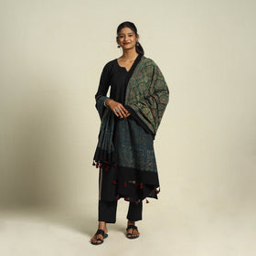 Green - cotton dupatta with tassels 08 - handcrafted