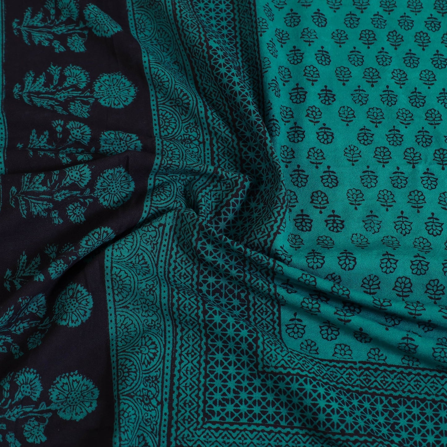 Green - cotton bagh double bed sheet (108 x 90 in) 03