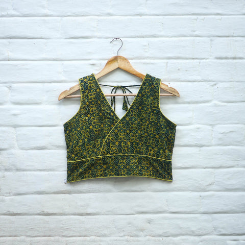 Green - cotton stitched blouse 02 - handcrafted