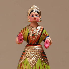 Bobble head thanjavur traditional dancing doll 05