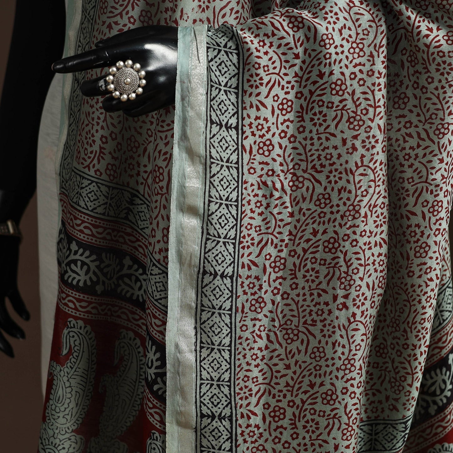 Chanderi silk bagh natural dyed dupatta with zari border 11