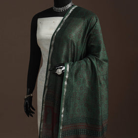 Chanderi silk bagh natural dyed dupatta with zari border 39