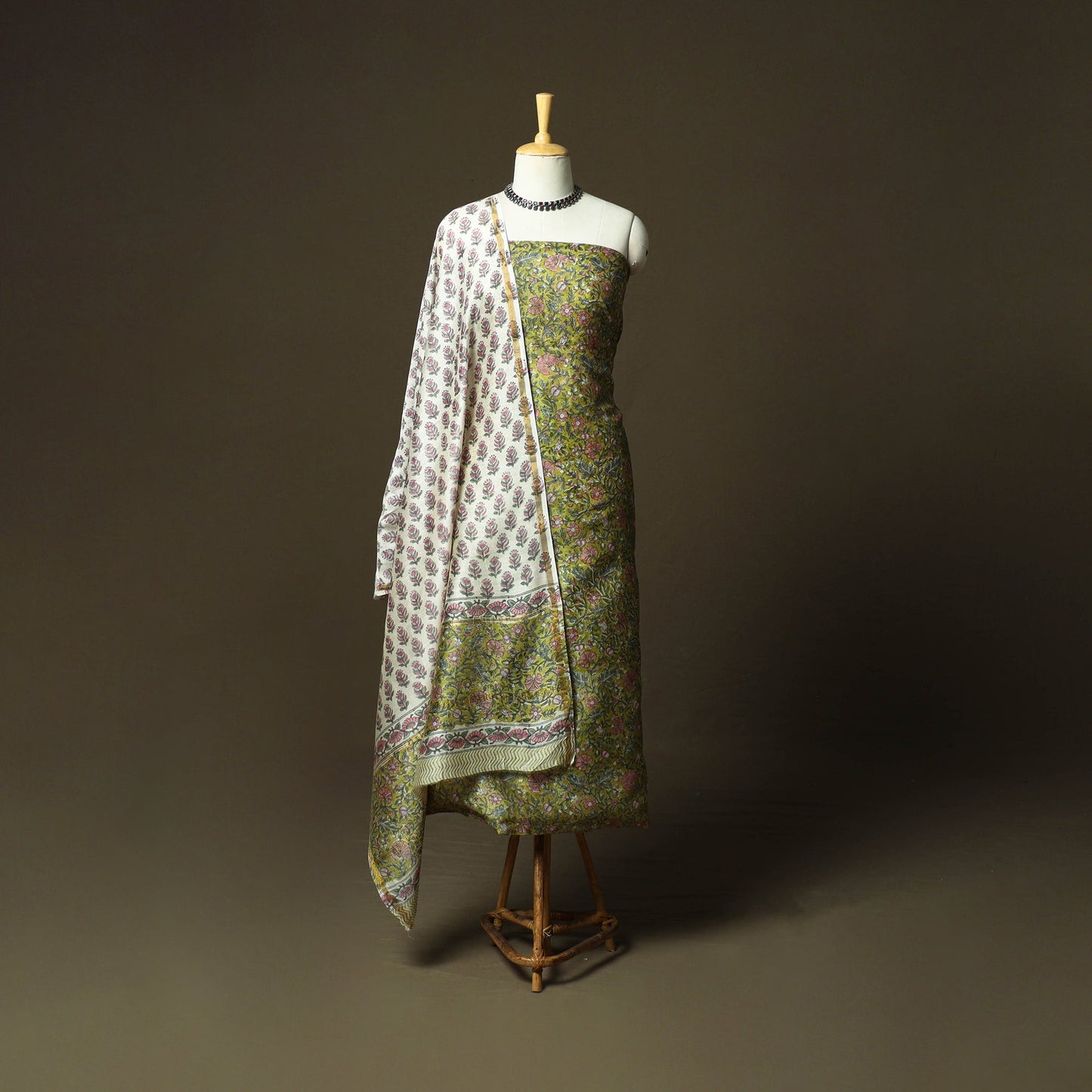 Chanderi silk hand block sanganeri print 3pc unstitched