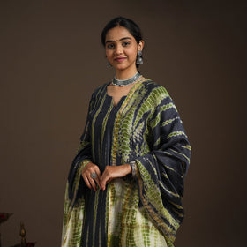 Green - chanderi silk shibori kurta set (set of 3) 09